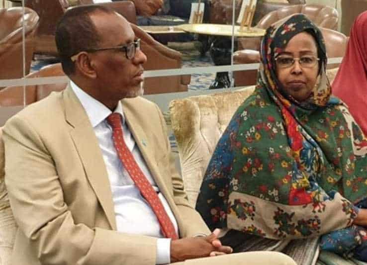 Dhageyso: Safiirka Somalia ee Qatar: “Yariisow weli ICU-da ayuu ku jiraa, Firir ayaana Calooshiisa laga bixiyey..”