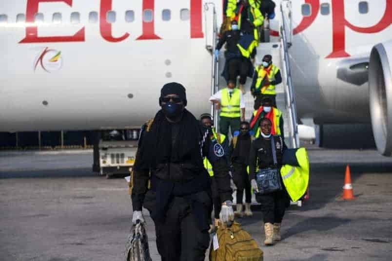 Dal Afrikaan ah oo Somaliya u soo diray in ka badan 100 Askari oo Boolis ah iyo Halka la geynayo