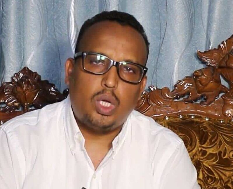 Musharax la tartamaya Fahad Yaasiin: “Malaa’igtii dagaalkii Beder ka qeyb gashay inuu Alle soo diro..”